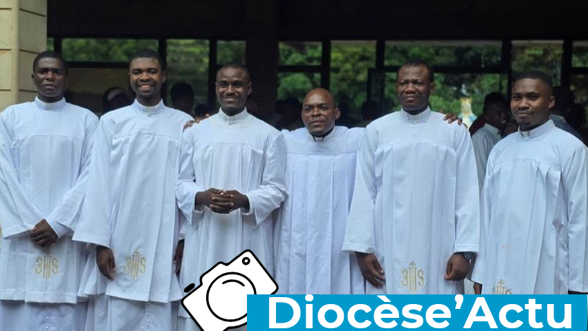 Cinq séminaristes d’Obala institués lecteurs et acolytes à Nkolbisson